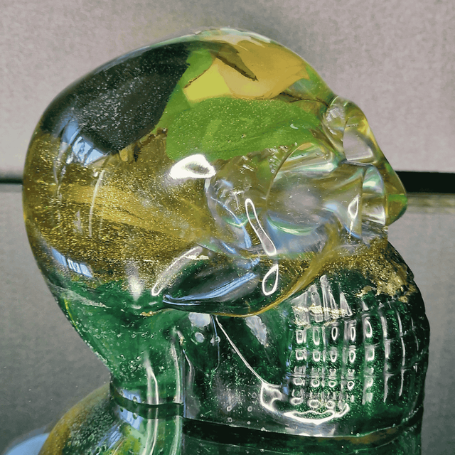 TETE DE MORT ROSE CAPTIVE