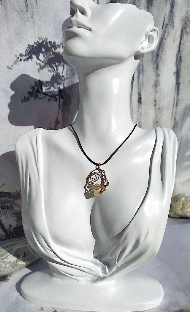 Pendentif 'cercle d'or'