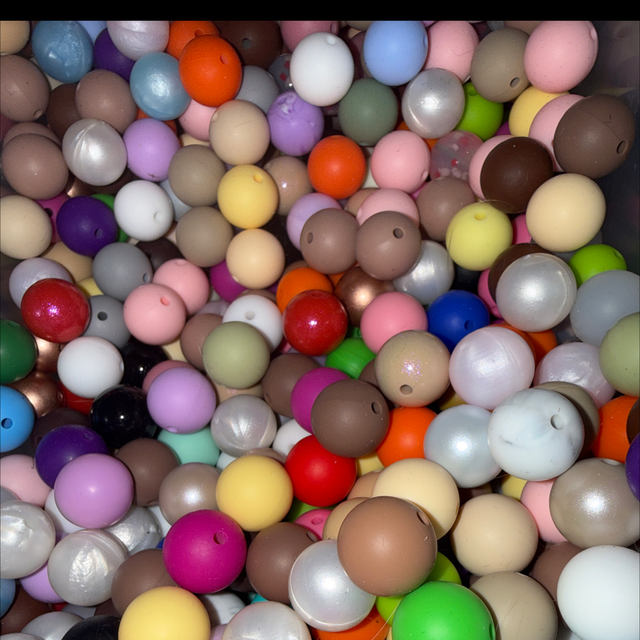 Perles 15 mm couleur aléatoire 