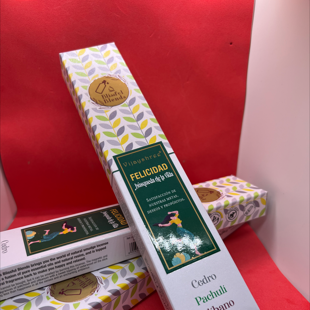 Une boîte d’encens bonheur