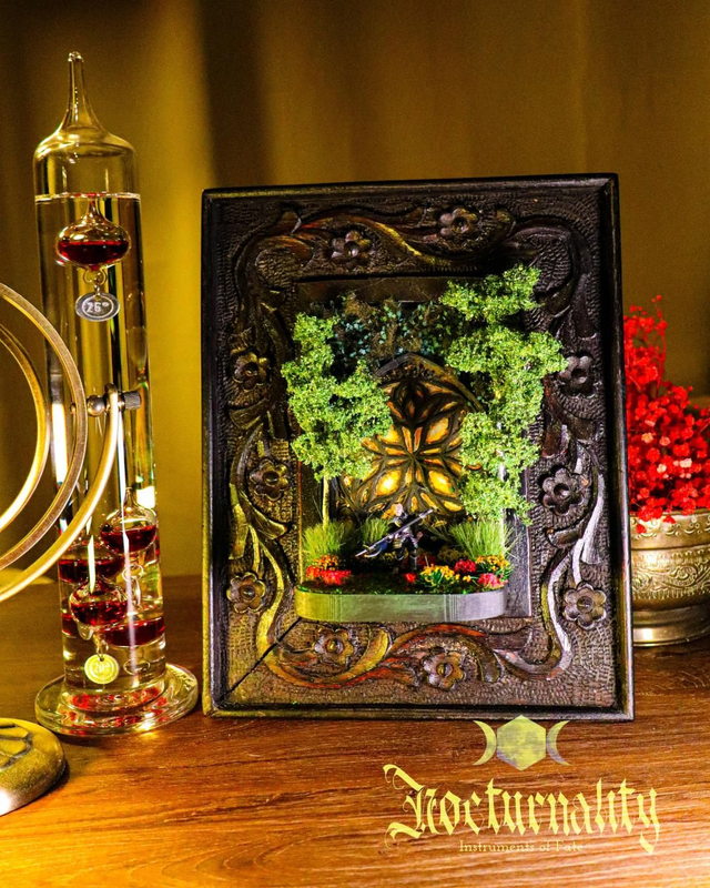 Framed Diobase Medium