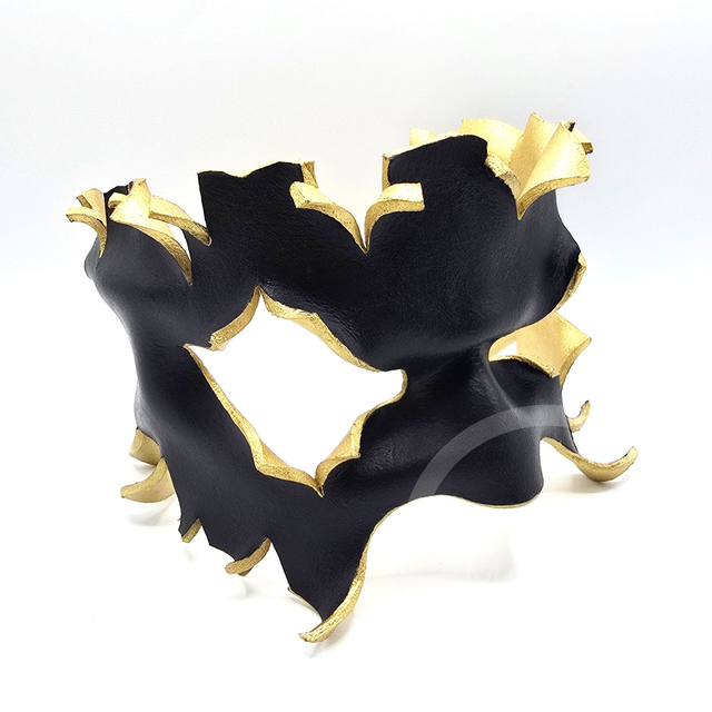 Tree mask: Gold lined