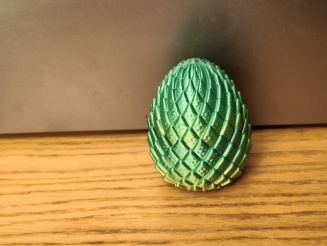 Seamless Dragon Scale Egg - small (add on to dragon)