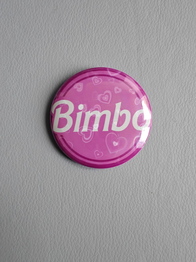 Bimbo badge