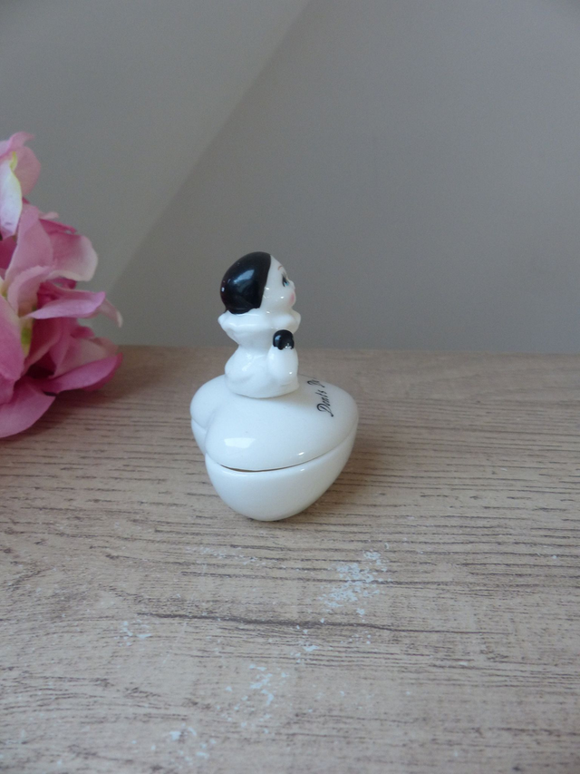 Ancienne Boîte à Dents de Lait Coeur avec Petit Pierrot, Clown, Arlequin en Porcelaine Fabriquée à Taïwan, Cadeau pour bébé, enfant