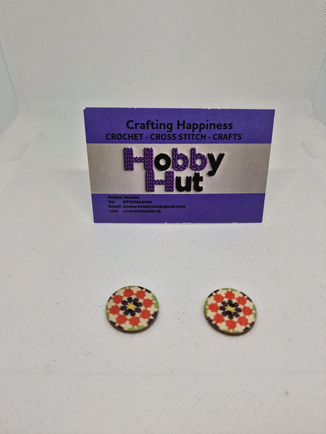 Vintage Style Buttons (24) 2cm