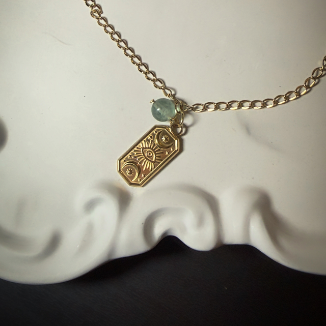 Bracelet classique œil et pierre de fluorine 