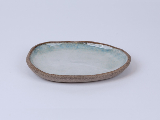 Berry Large Saucer / Grey Clay / Sage