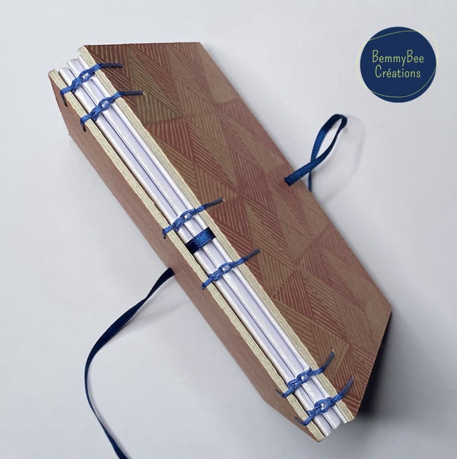 Numéro 69 - Carnet P'tits Bouts de Gomme - Carrés rouges