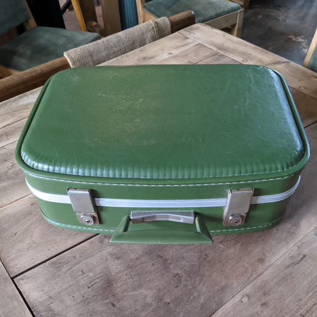valise en skaï verte