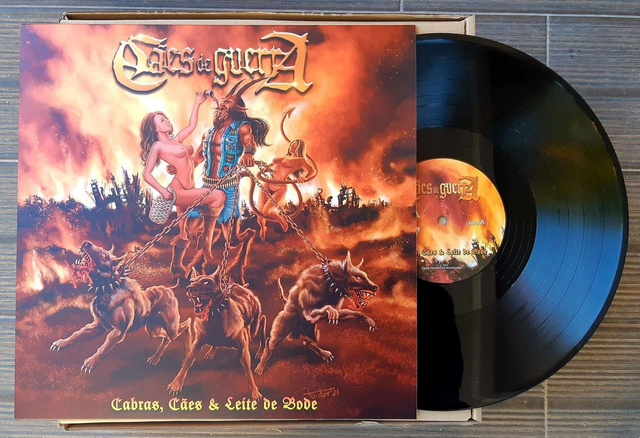 Cães de Guerra : Cabras, Cães &amp; Leite de Bode (2023) LP