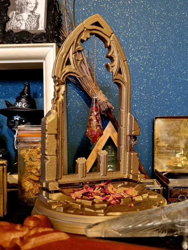 Présentoir à Pendule - L'arche Gothique