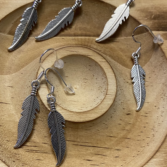 Feather earrings 