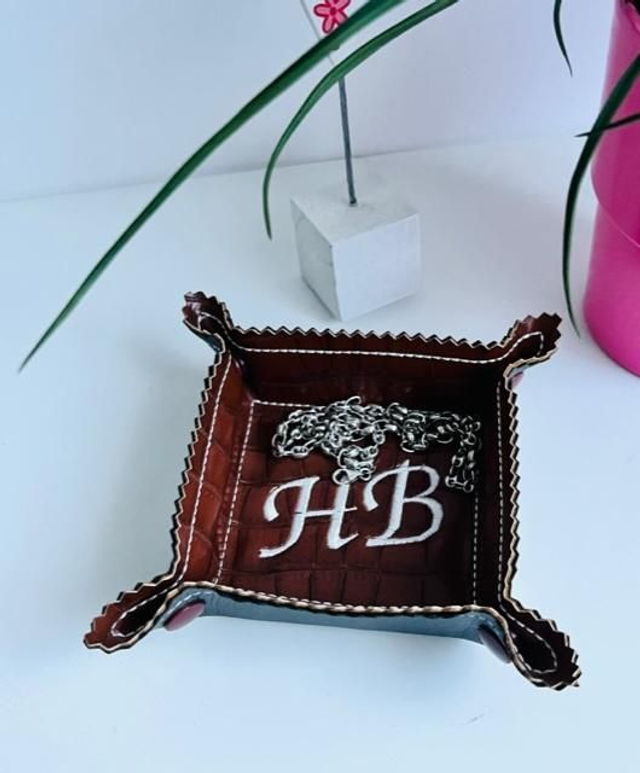 Vide-poche uni ou personnalisé "initiales", simili-cuir