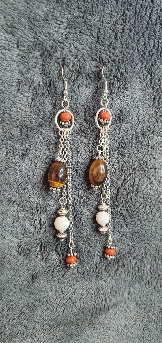 Boucles d'oreilles en Jaspe rouge, Œil de tigre et Howlite