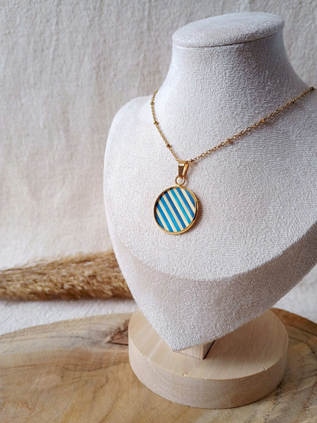 Collier MÉDAILLON Marinière bleue - Acier inoxydable doré