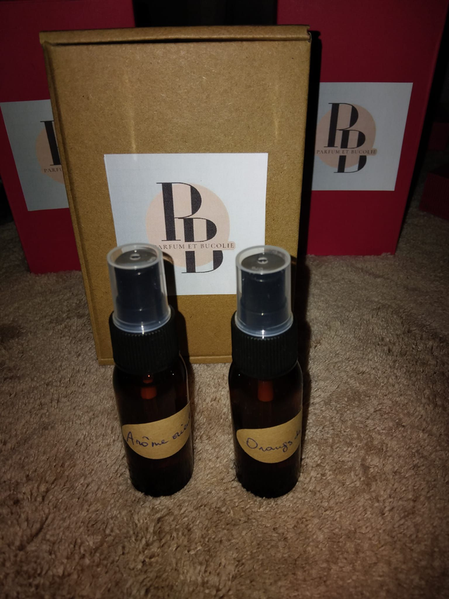 coffret huile de parfum - 2 spray 30 ml - 20 déclinaisons de senteurs -