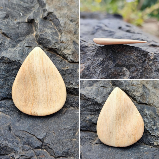 Médiator en Bois de Frêne