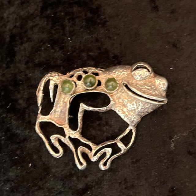 Sterling Silver Frog Brooch