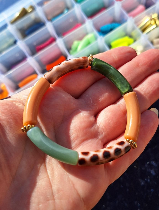 Bracelet Scarlett - 🐆💚🤎 (avec perles rondelles)