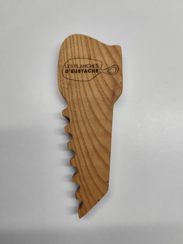 Décapsuleur scie 🪚