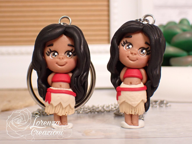 Collana e/o portachiavi modellato a mano artigianalmente, principessa Vaiana, oceania