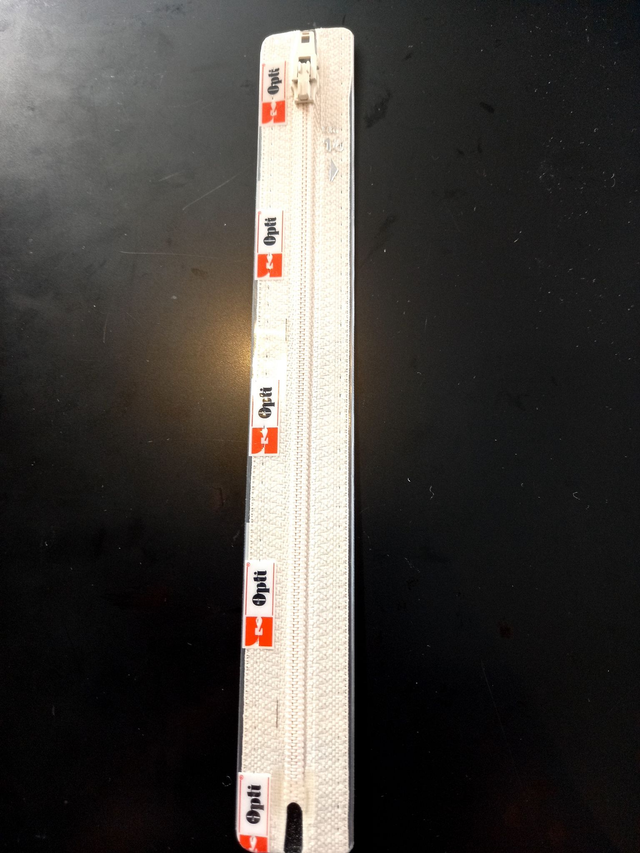 S40 / kleur 87 Opti rits kunststof creme