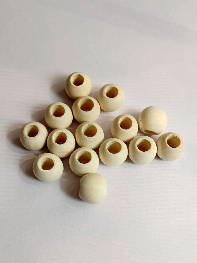 15st houten kralen 1,9cmx2,2cm