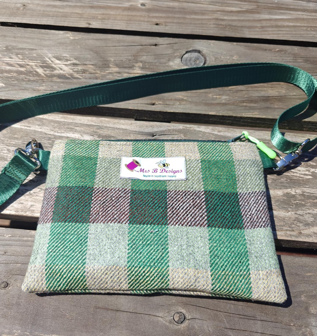 English Tweed Nairn bag 