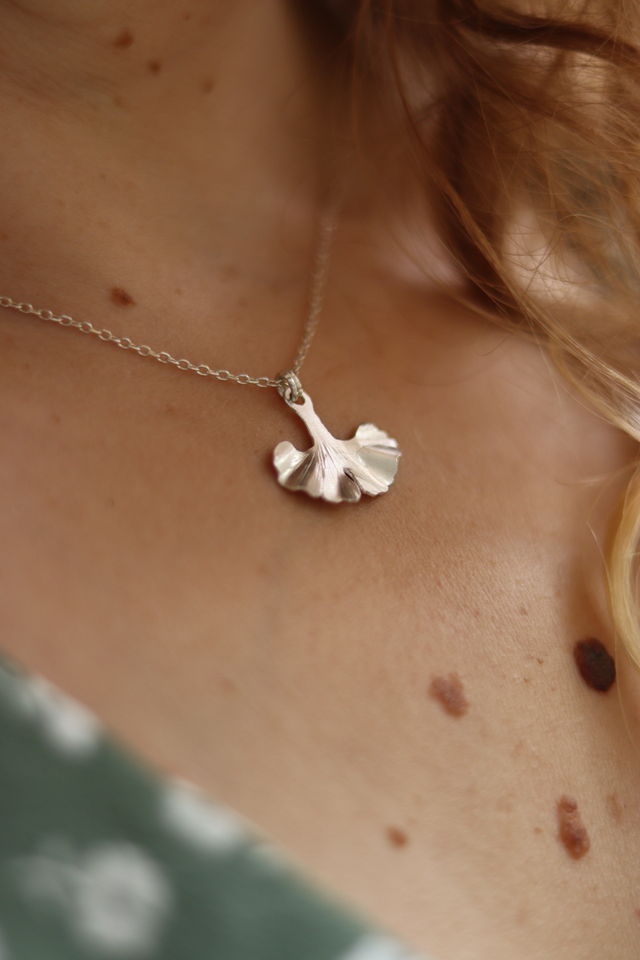 Collier Biloba argent